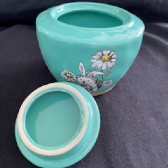 Spectrum Designz Hedgehog Easter Pottery - Picture 15 of 16